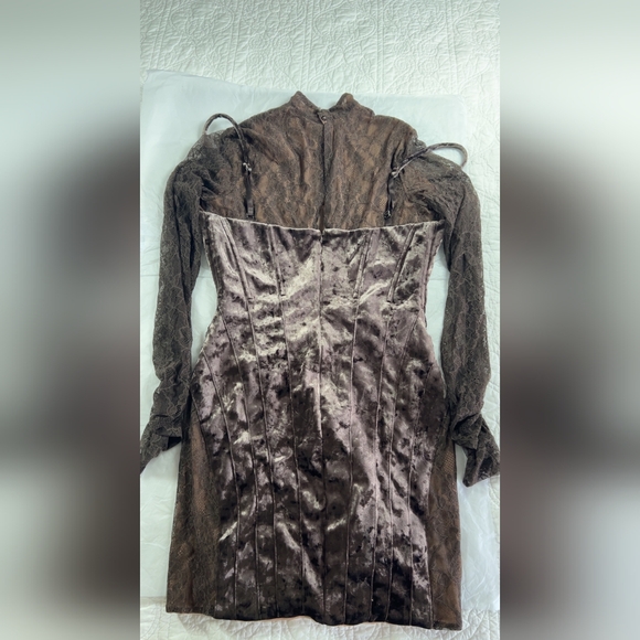 Brown Velvet House of CB 'Marica'- XL (Fuller Cup) - Picture 8 of 13